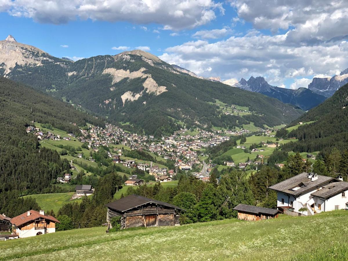 Apartments Montblanc Seceda โอติเซ ภายนอก รูปภาพ